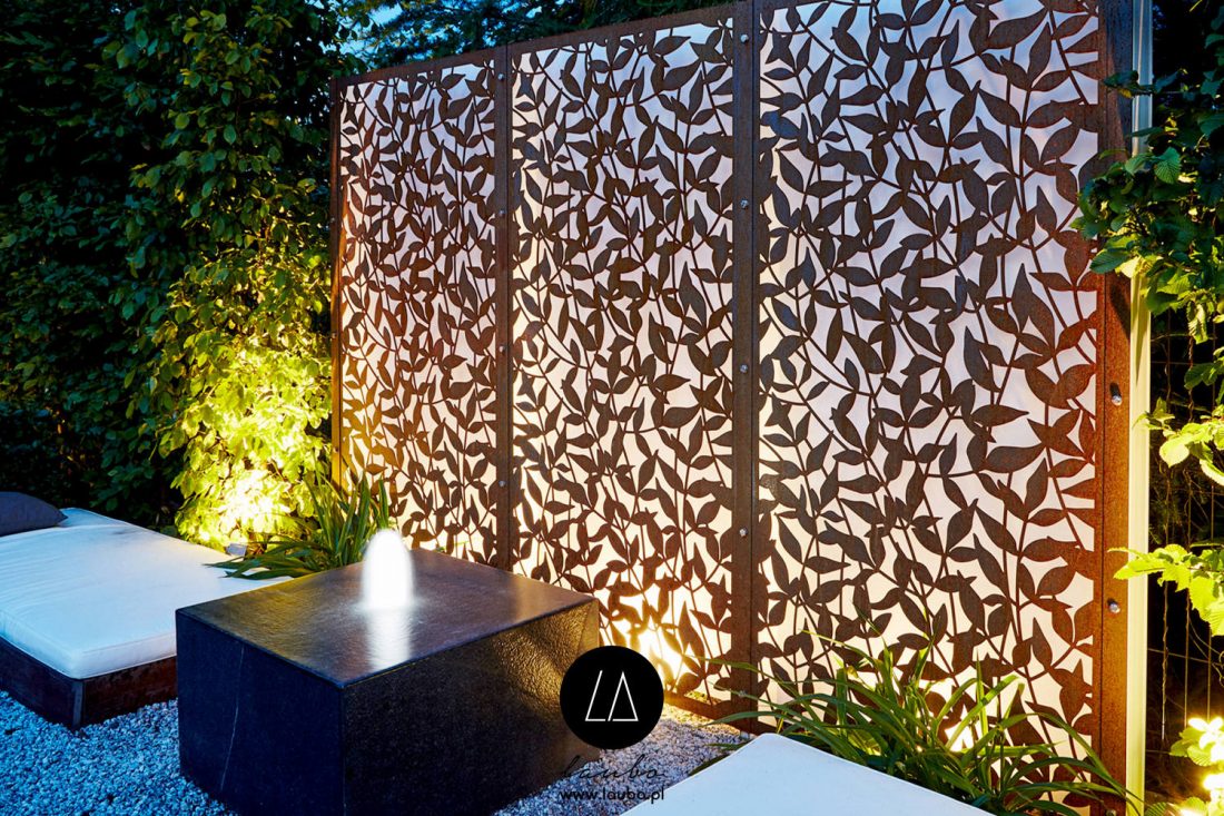 Contemporary style decorative panels