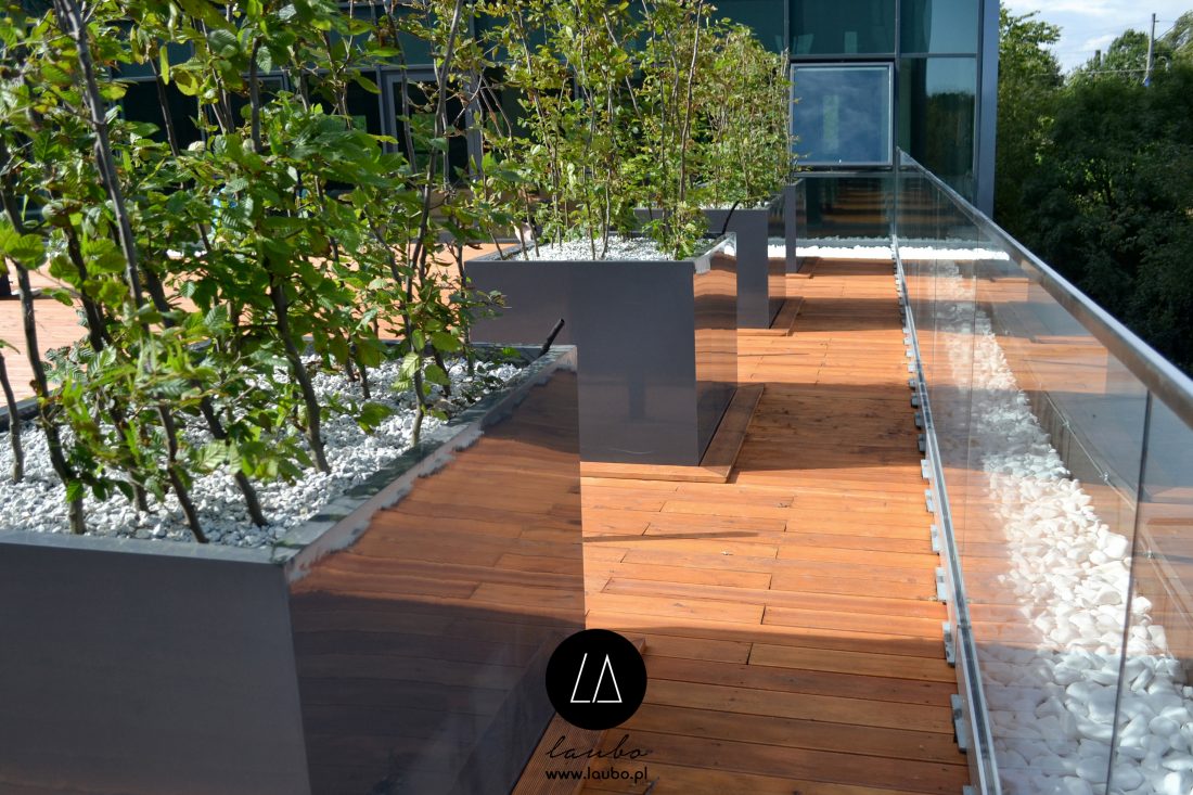 Modern planters for terrace Fibra Cube